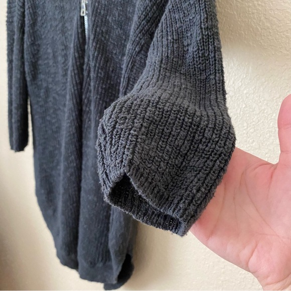 Express Knitted Zipper Neck Tunic Sweater - Picture 2 of 5